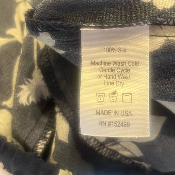 AMOUR VERT Blue/Pink Floral Silk Joggers - Picture 3 of 3